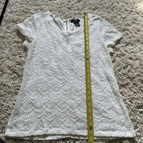 Verve Ami Women's Large White Lace Scoop Neck T-Shirt - Picture 5 of 6